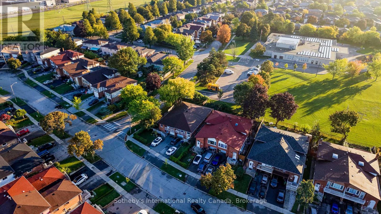 400 Cherokee Boulevard, Toronto, Ontario  M2H 2W7 - Photo 43 - C12761378