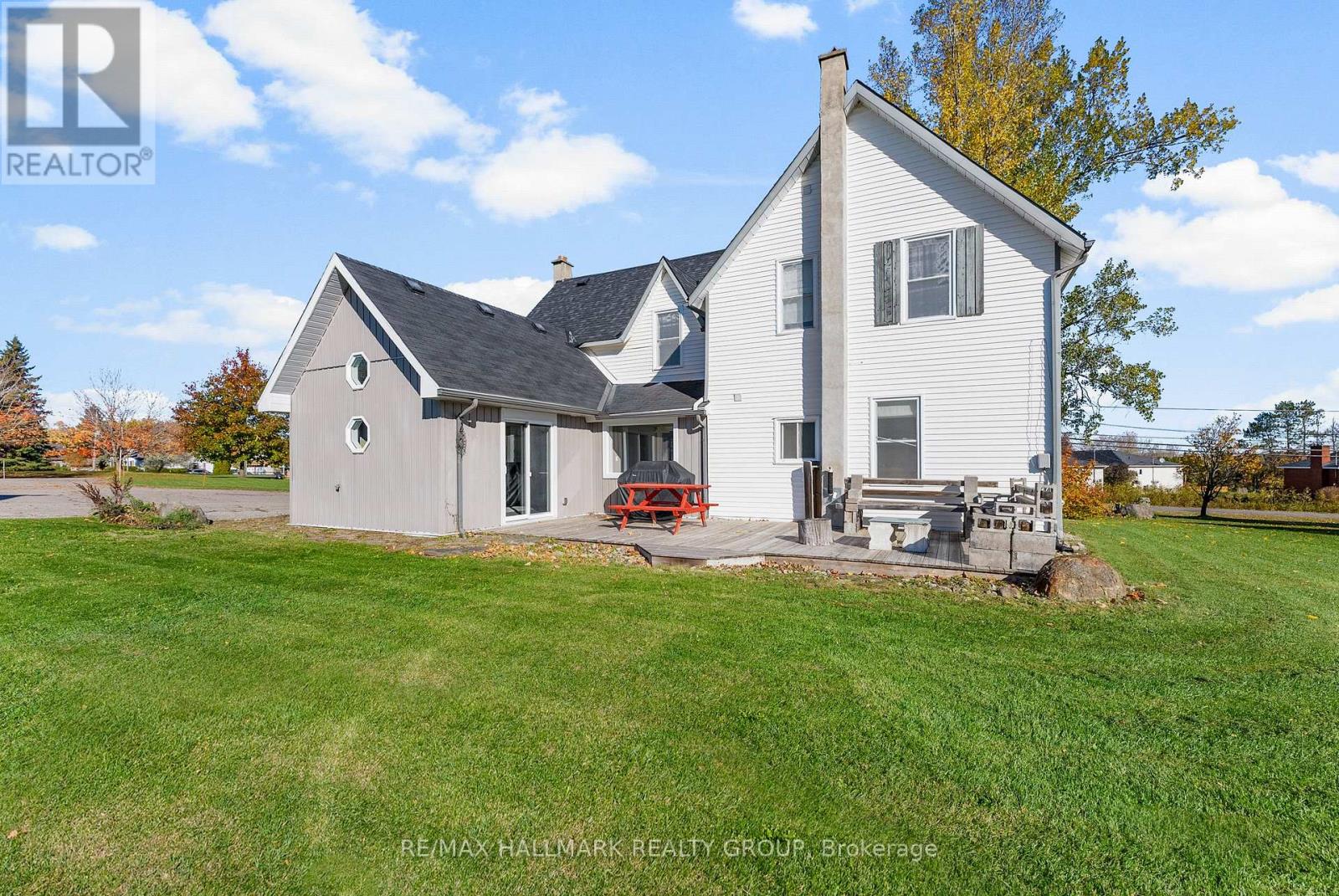 1456 Meadow Drive, Ottawa, Ontario  K4P 1B1 - Photo 10 - X12763188