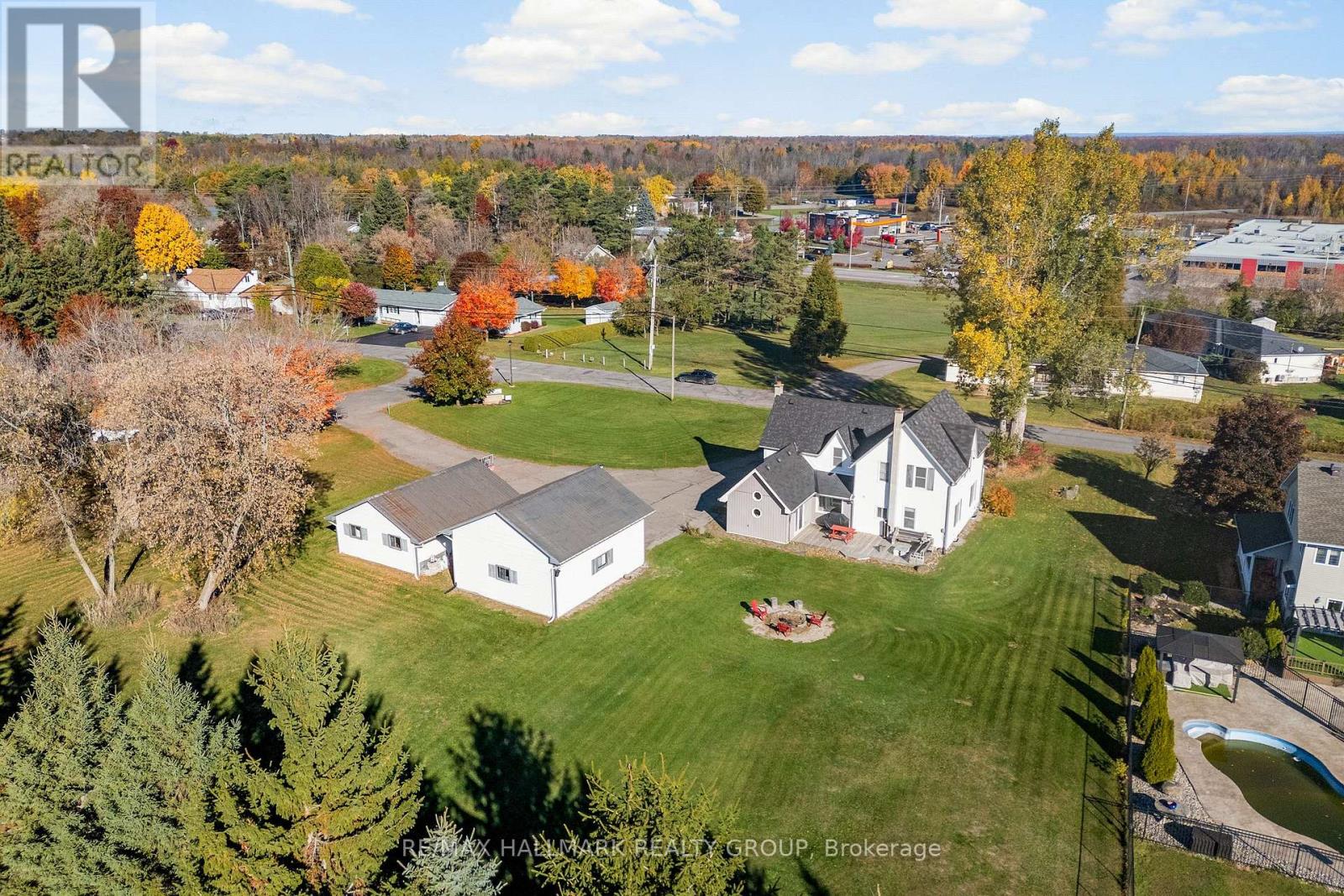 1456 Meadow Drive, Ottawa, Ontario  K4P 1B1 - Photo 7 - X12763188