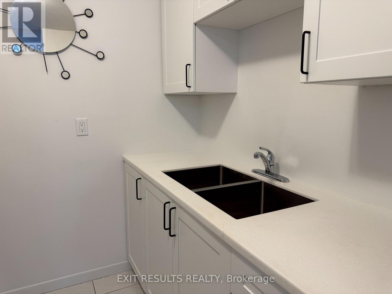 25h Banner Road, Ottawa, Ontario  K2H 8T3 - Photo 17 - X12763220