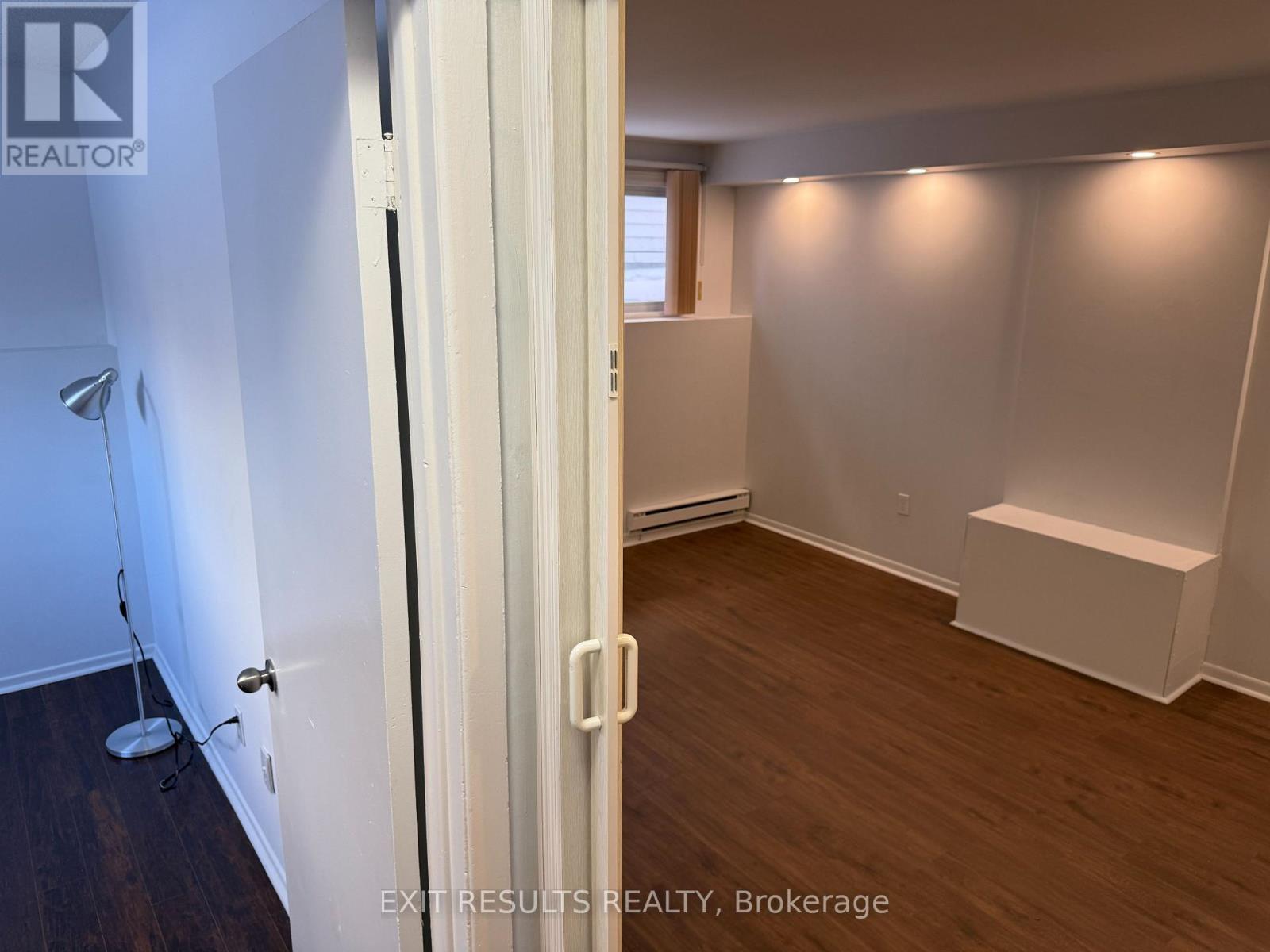 25h Banner Road, Ottawa, Ontario  K2H 8T3 - Photo 41 - X12763220