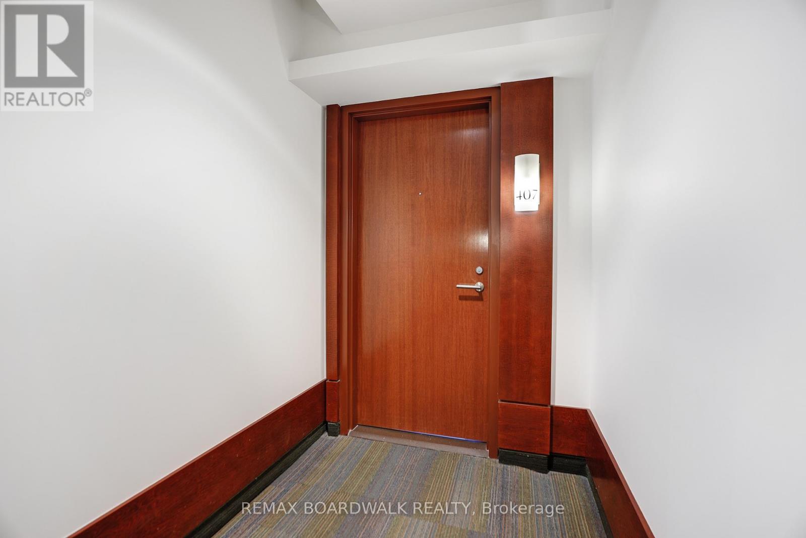 407 - 575 Byron Avenue, Ottawa, Ontario  K2A 1R7 - Photo 6 - X12763240