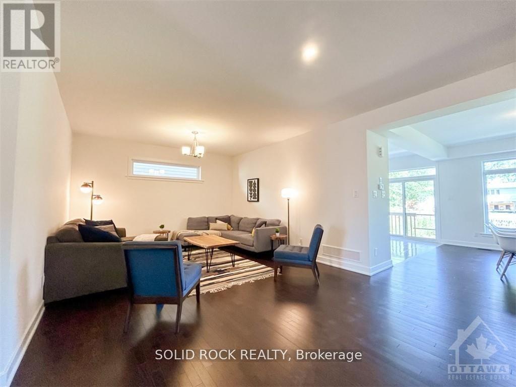 764 Ovation Grove, Ottawa, Ontario  K1T 3X1 - Photo 6 - X12760290