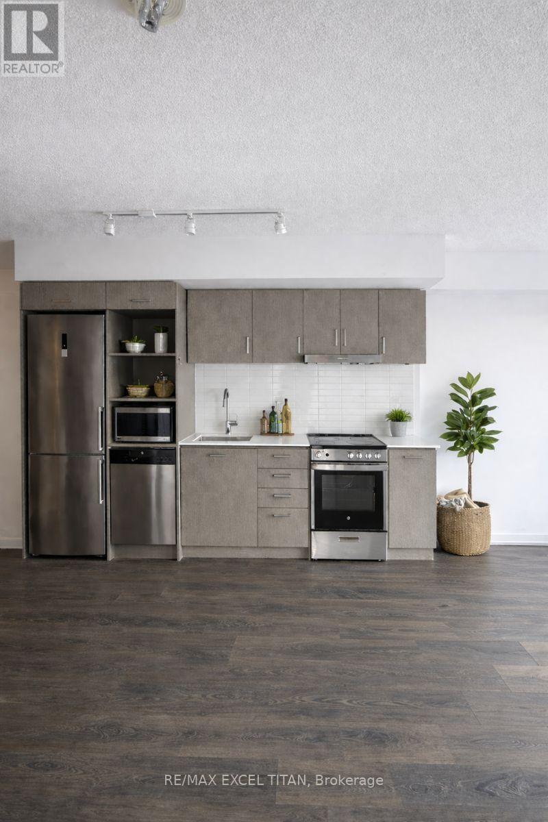 1611 - 219 Dundas Street E, Toronto, Ontario  M5A 0V1 - Photo 3 - C12763114