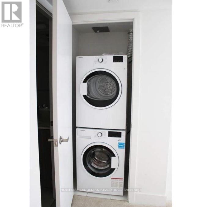 2001 - 955 Bay Street, Toronto, Ontario  M5S 0C6 - Photo 14 - C12763118