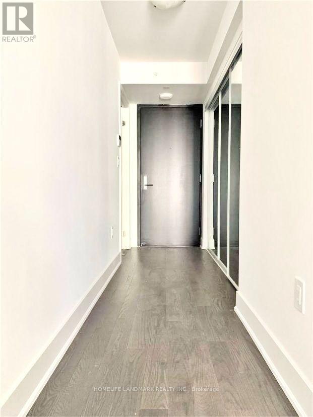 2001 - 955 Bay Street, Toronto, Ontario  M5S 0C6 - Photo 6 - C12763118