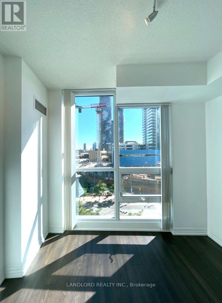 605 - 16 Yonge Street, Toronto, Ontario  M5E 2A1 - Photo 14 - C12763264