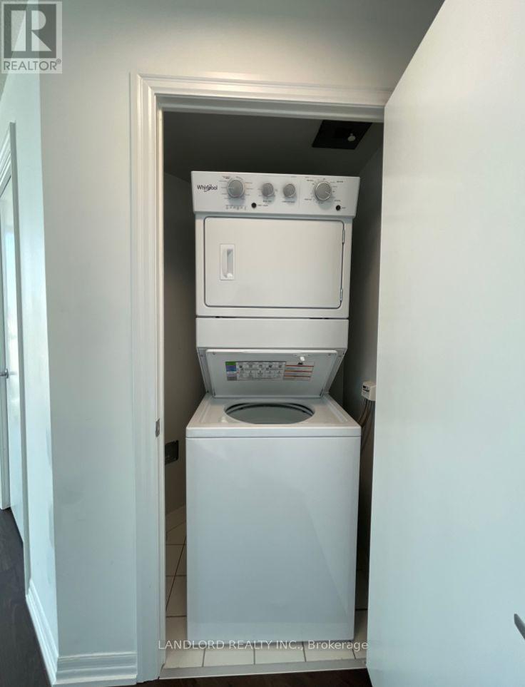 605 - 16 Yonge Street, Toronto, Ontario  M5E 2A1 - Photo 19 - C12763264