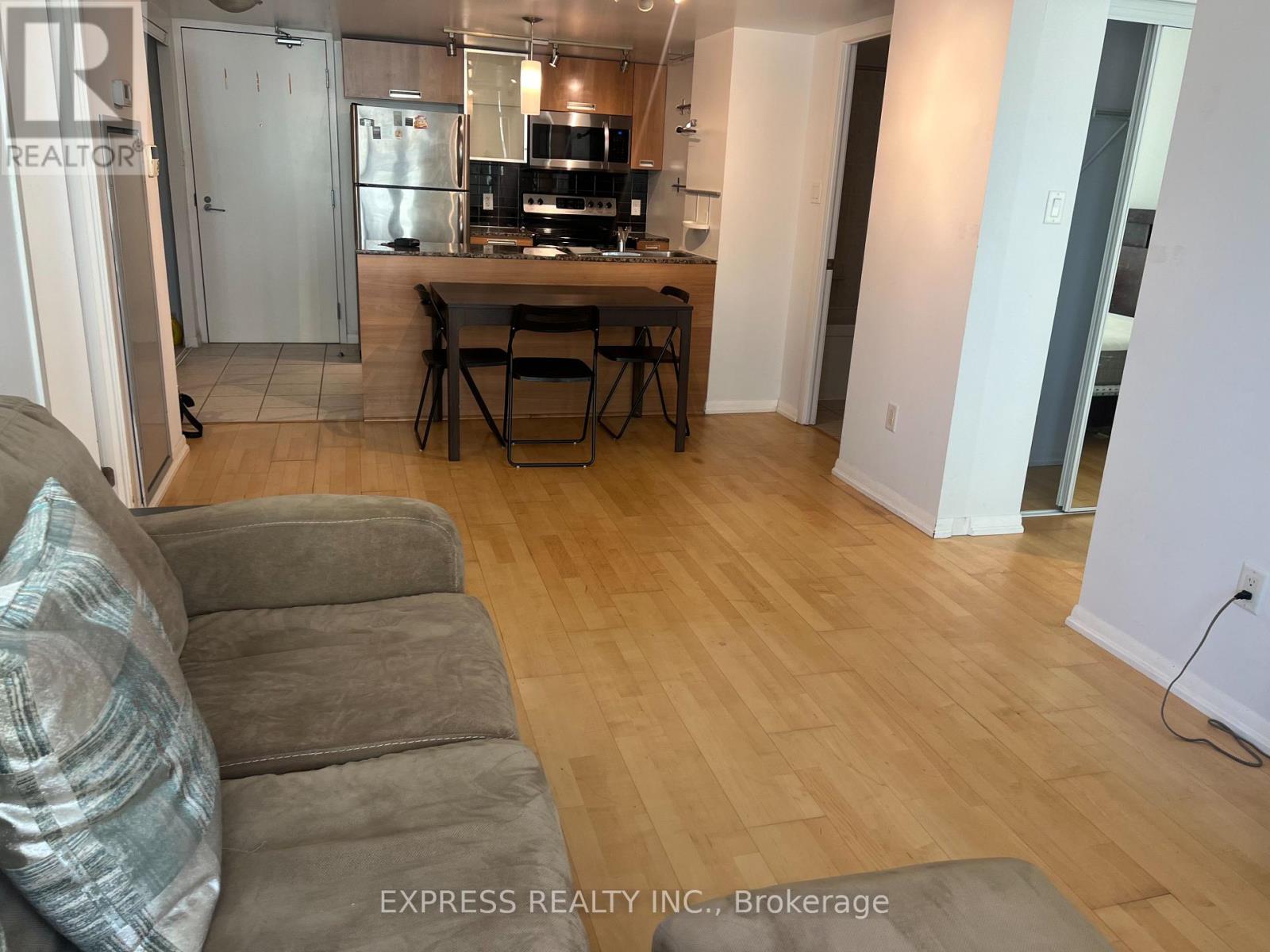 1601 - 38 Grenville Street, Toronto, Ontario  M4Y 1A5 - Photo 6 - C12763270