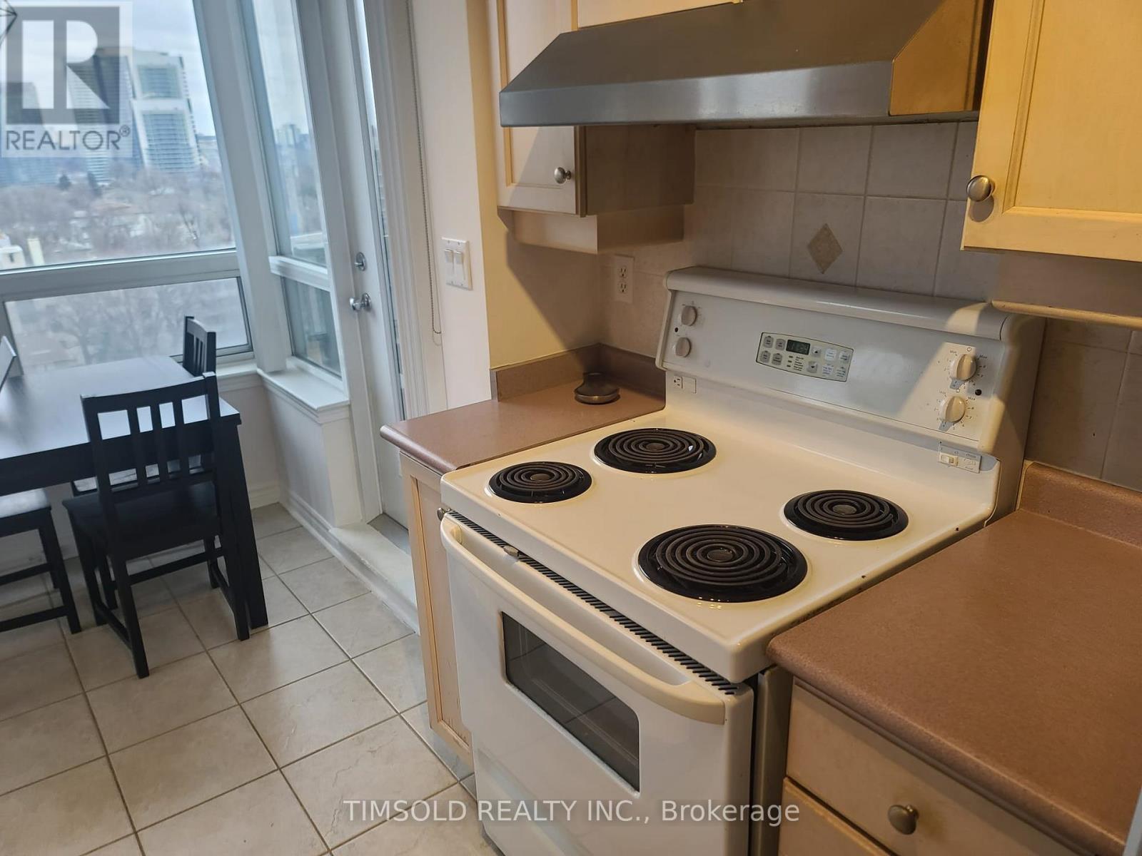 1105 - 8 Rean Drive, Toronto, Ontario  M2K 3B9 - Photo 8 - C12763286