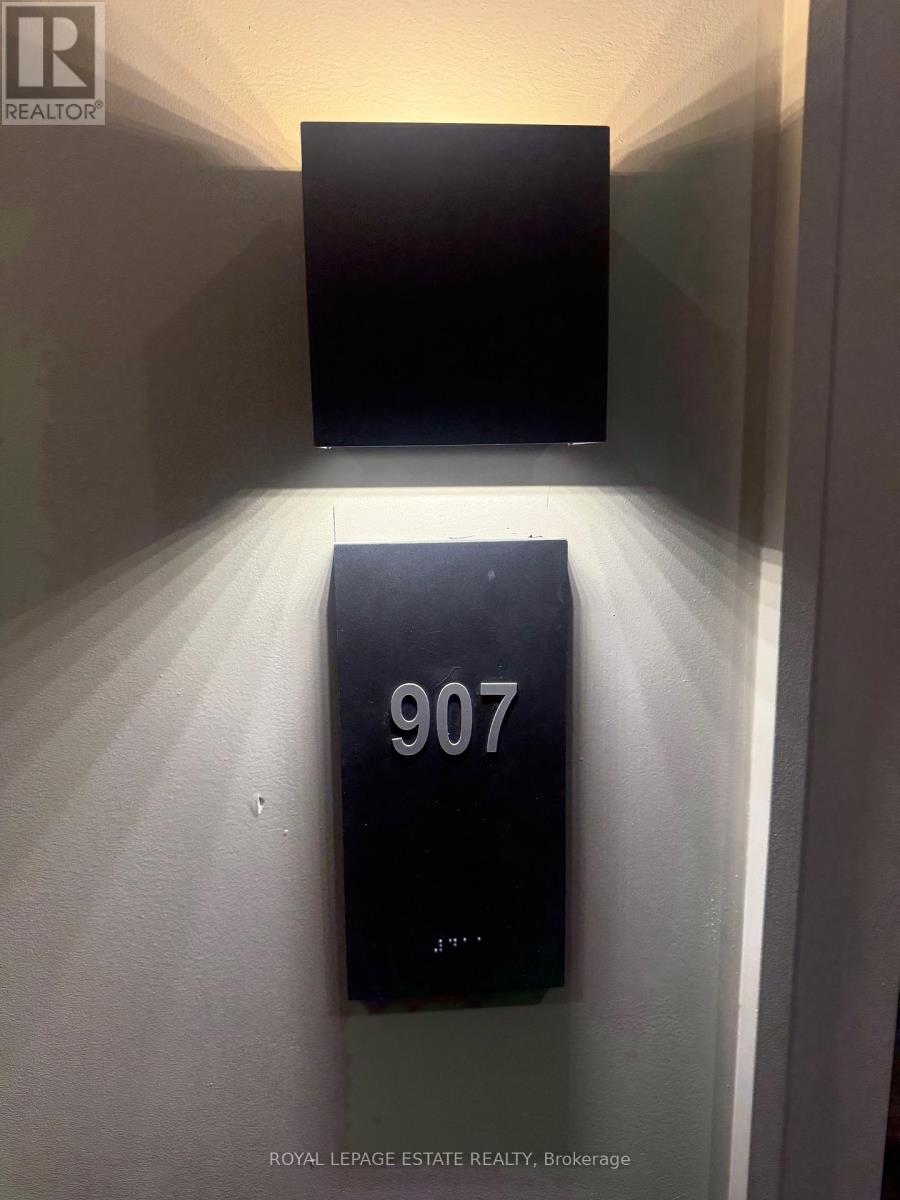 2 Manderley Drive, Toronto, Ontario  M1N 0C7 - Photo 2 - E12763174