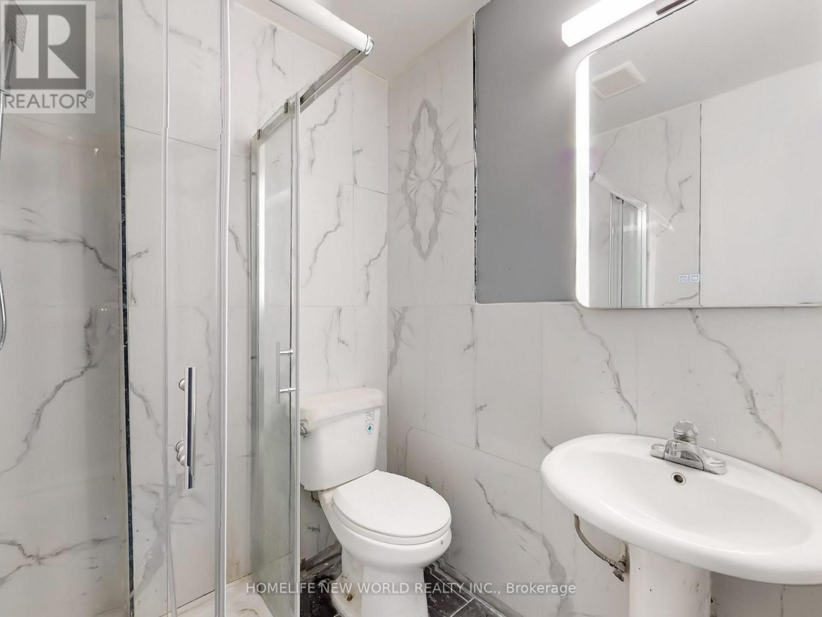 11 Maple Street, Oshawa, Ontario  L1H 2L6 - Photo 10 - E12763248