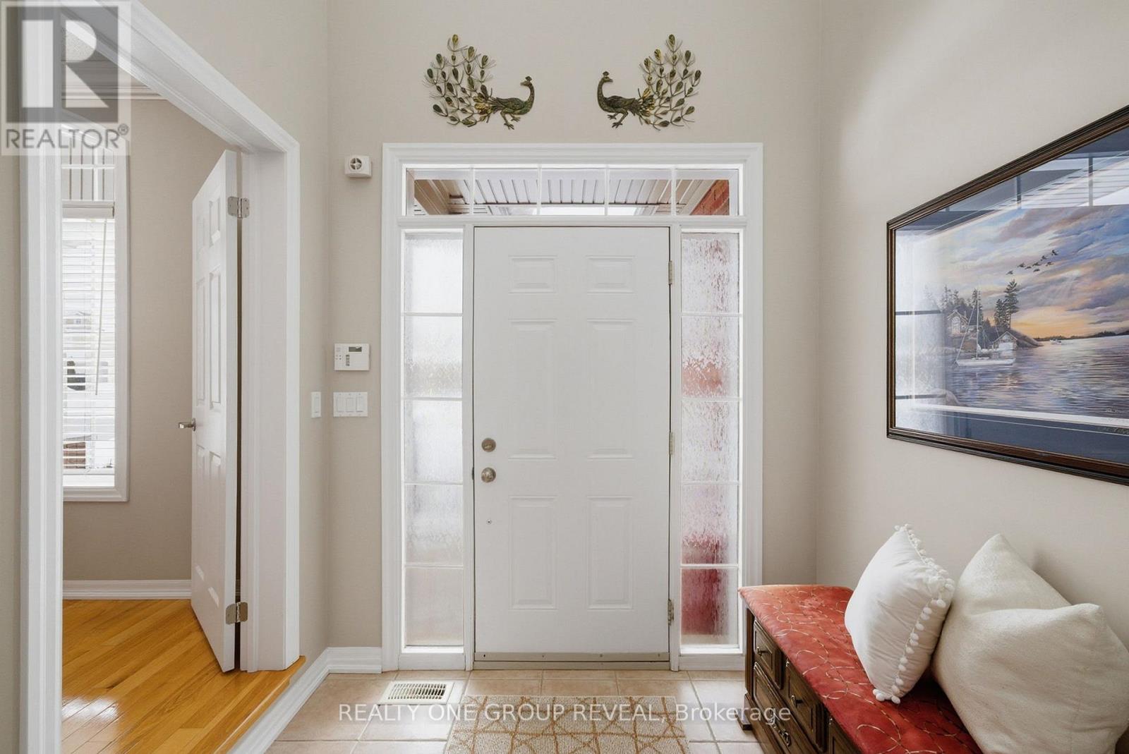 1737 Clearbrook Drive, Oshawa, Ontario  L1K 0C3 - Photo 7 - E12763252