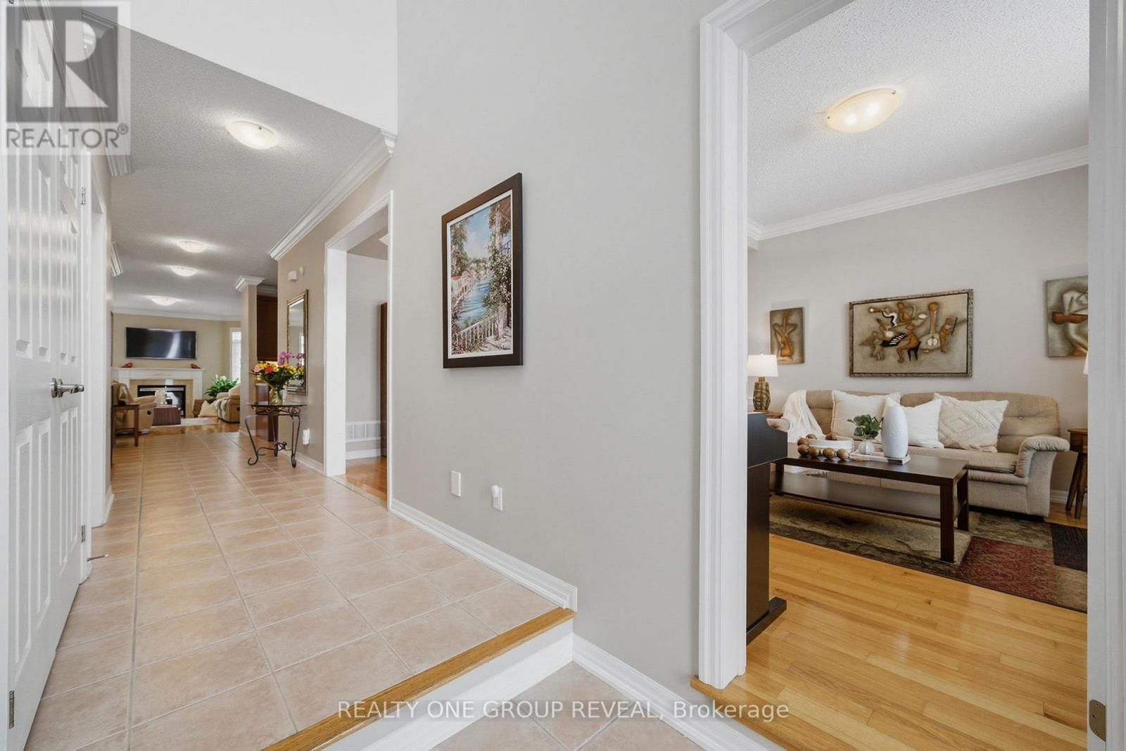 1737 Clearbrook Drive, Oshawa, Ontario  L1K 0C3 - Photo 8 - E12763252