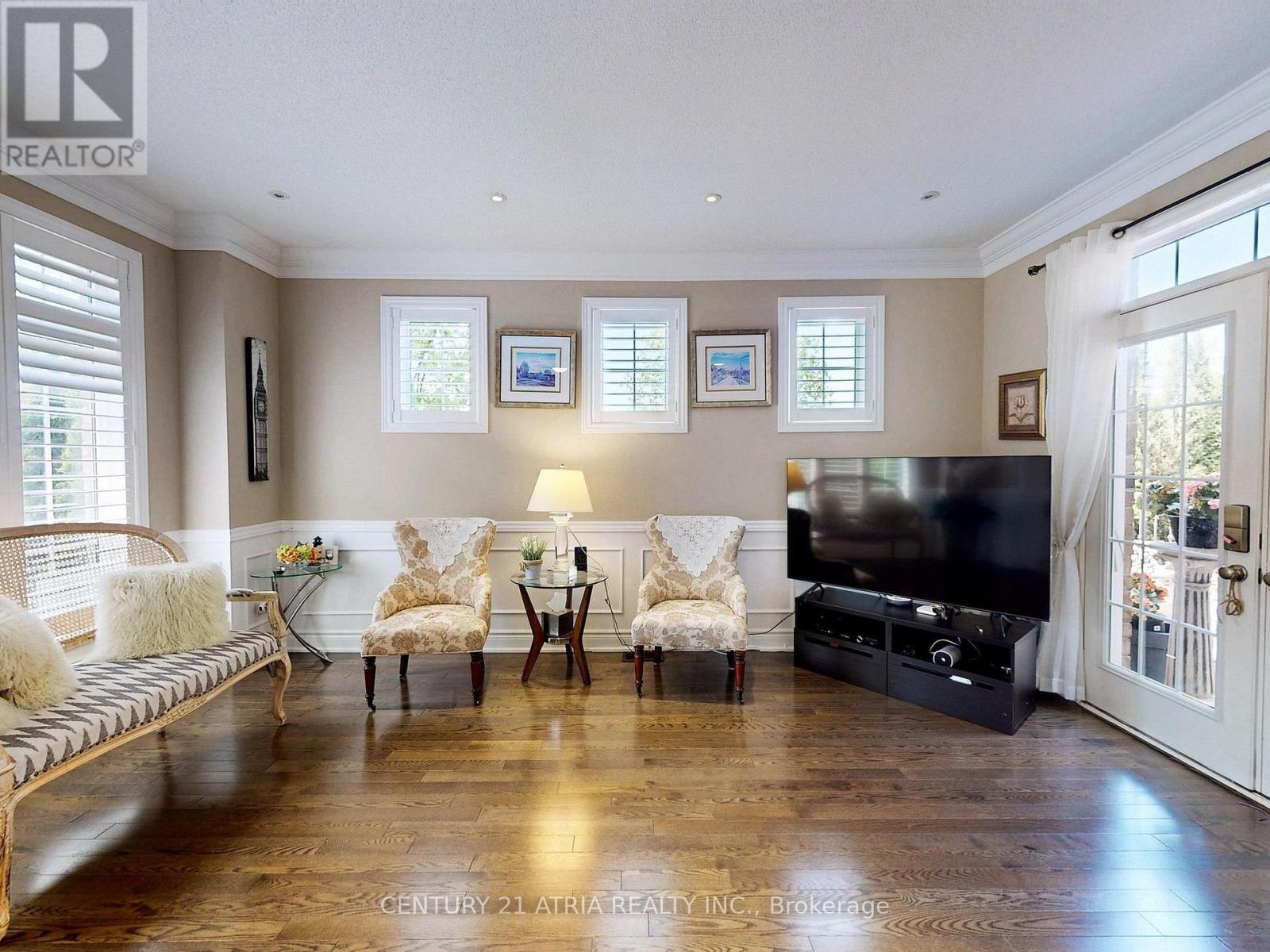 2 Colonel George Mclaren Drive, Markham, Ontario  L6C 0L3 - Photo 6 - N12763072