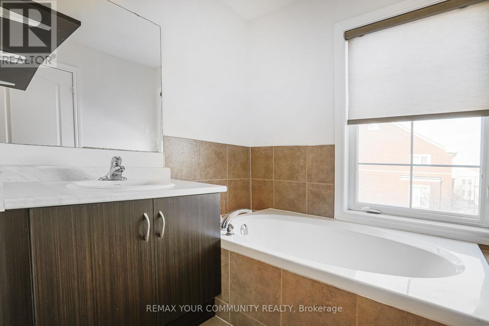 60 Cathedral High Heights E, Markham, Ontario  L6C 0P3 - Photo 19 - N12763102