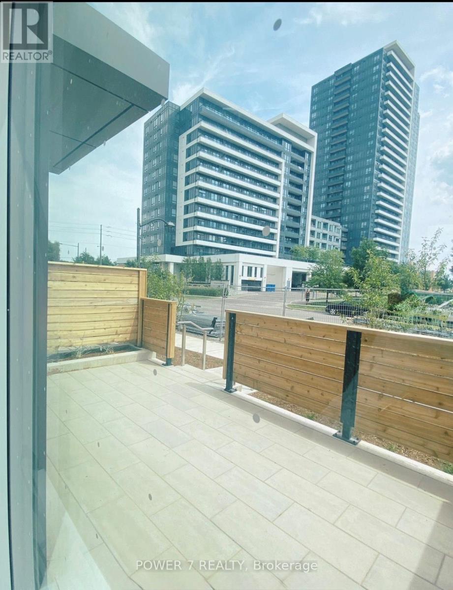 D112 - 8 Beverley Glen Boulevard, Vaughan, Ontario  L4J 0L5 - Photo 1 - N12763128