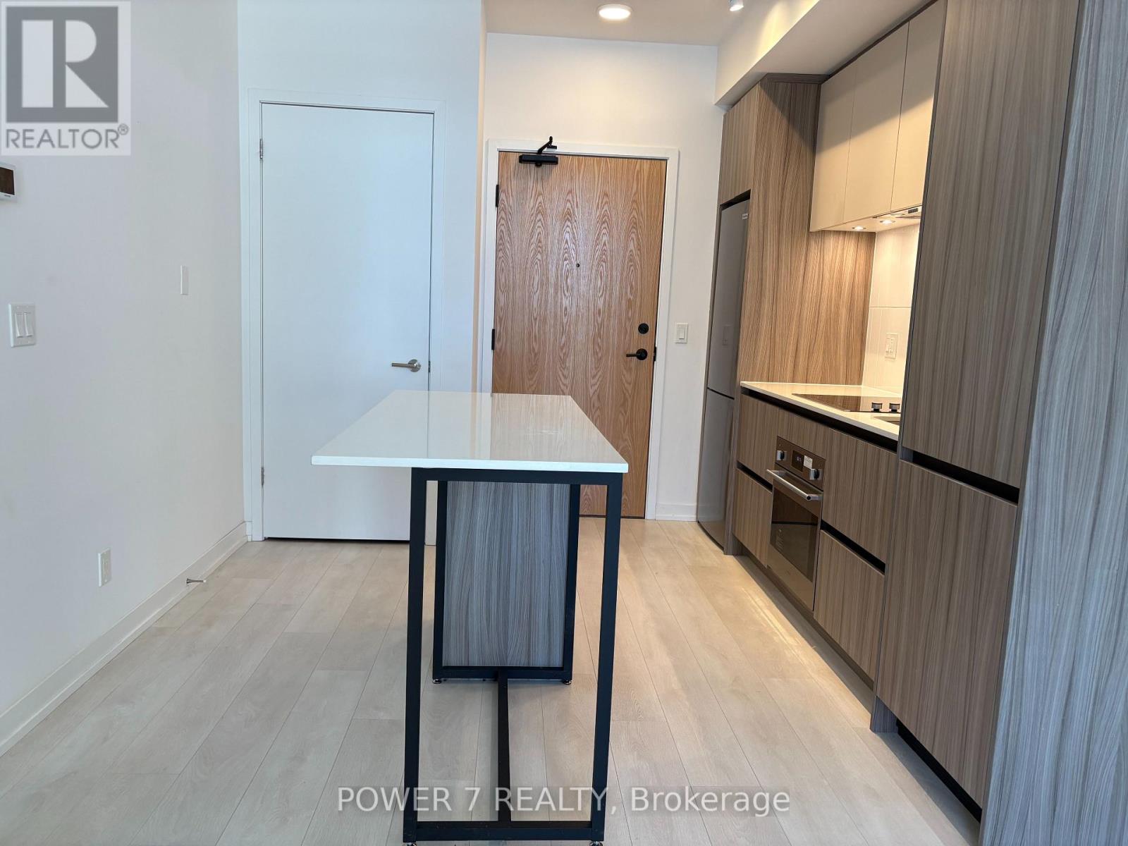 D112 - 8 Beverley Glen Boulevard, Vaughan, Ontario  L4J 0L5 - Photo 11 - N12763128