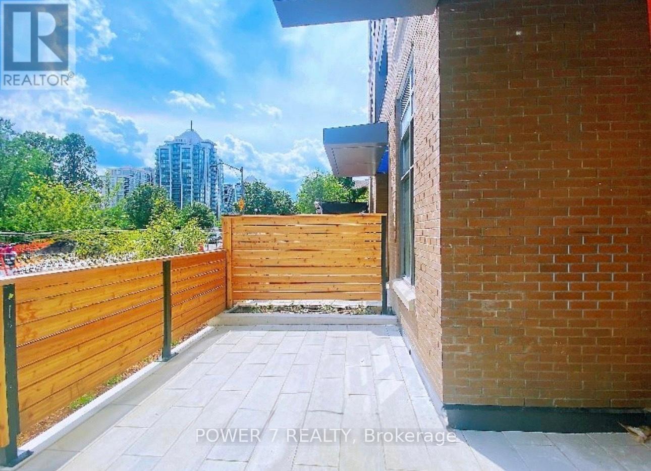 D112 - 8 Beverley Glen Boulevard, Vaughan, Ontario  L4J 0L5 - Photo 2 - N12763128