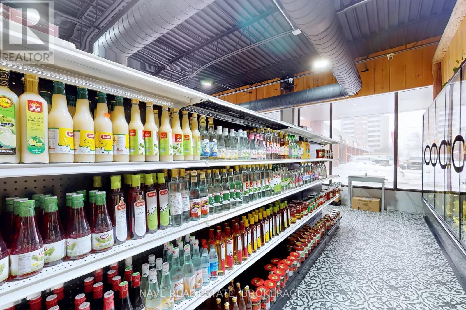 12-14 - 16925 Yonge Street, Newmarket, Ontario  L3Y 5Y1 - Photo 11 - N12763222