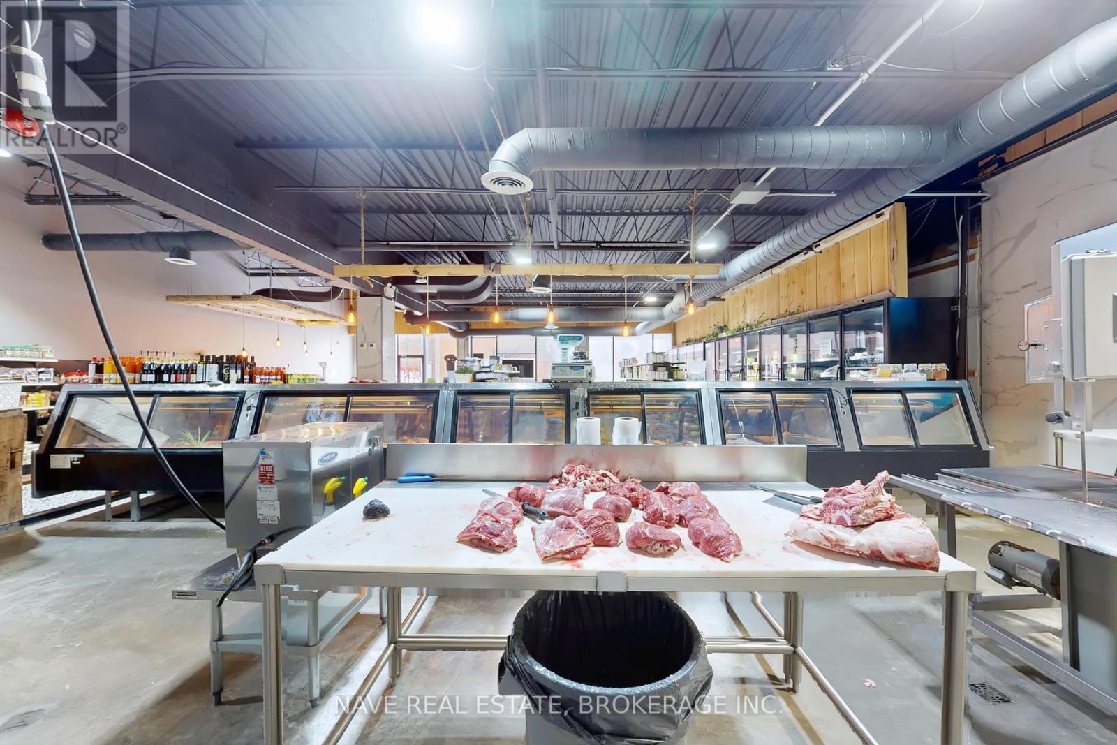 12-14 - 16925 Yonge Street, Newmarket, Ontario  L3Y 5Y1 - Photo 23 - N12763222