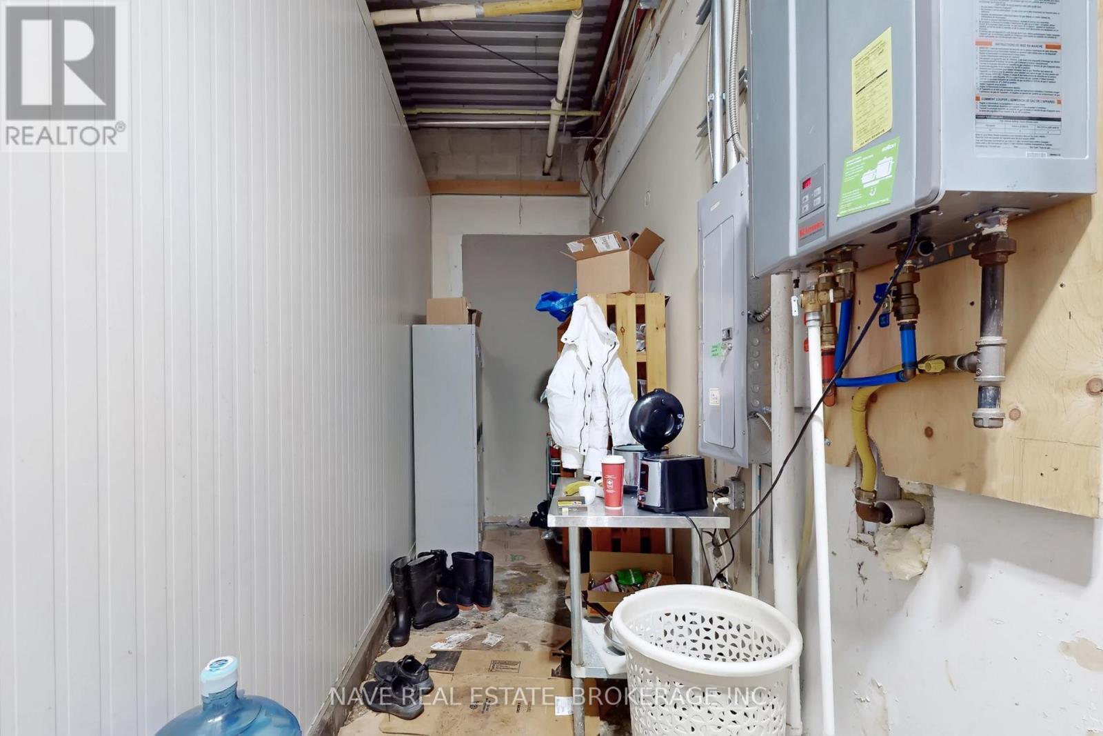 12-14 - 16925 Yonge Street, Newmarket, Ontario  L3Y 5Y1 - Photo 33 - N12763222