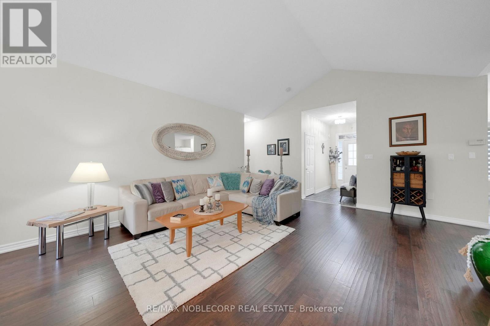 14 Willard Hunt Court, King (Schomberg), Ontario  L0G 1T0 - Photo 8 - N12763262