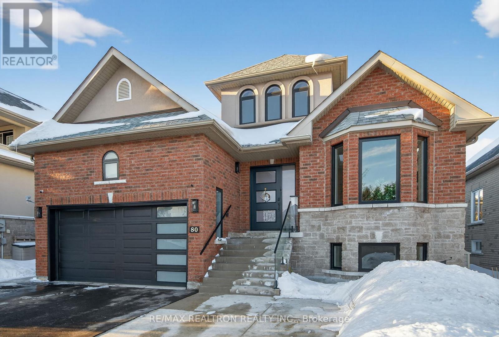 80 Gardiner Drive, Bradford West Gwillimbury, Ontario  L3Z 3G2 - Photo 1 - N12763274