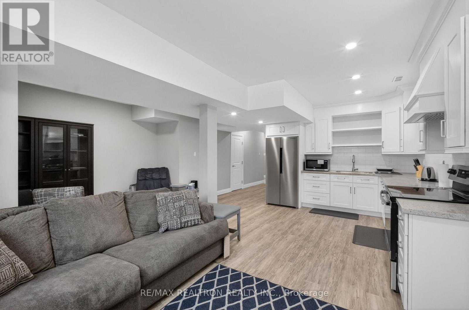 80 Gardiner Drive, Bradford West Gwillimbury, Ontario  L3Z 3G2 - Photo 28 - N12763274