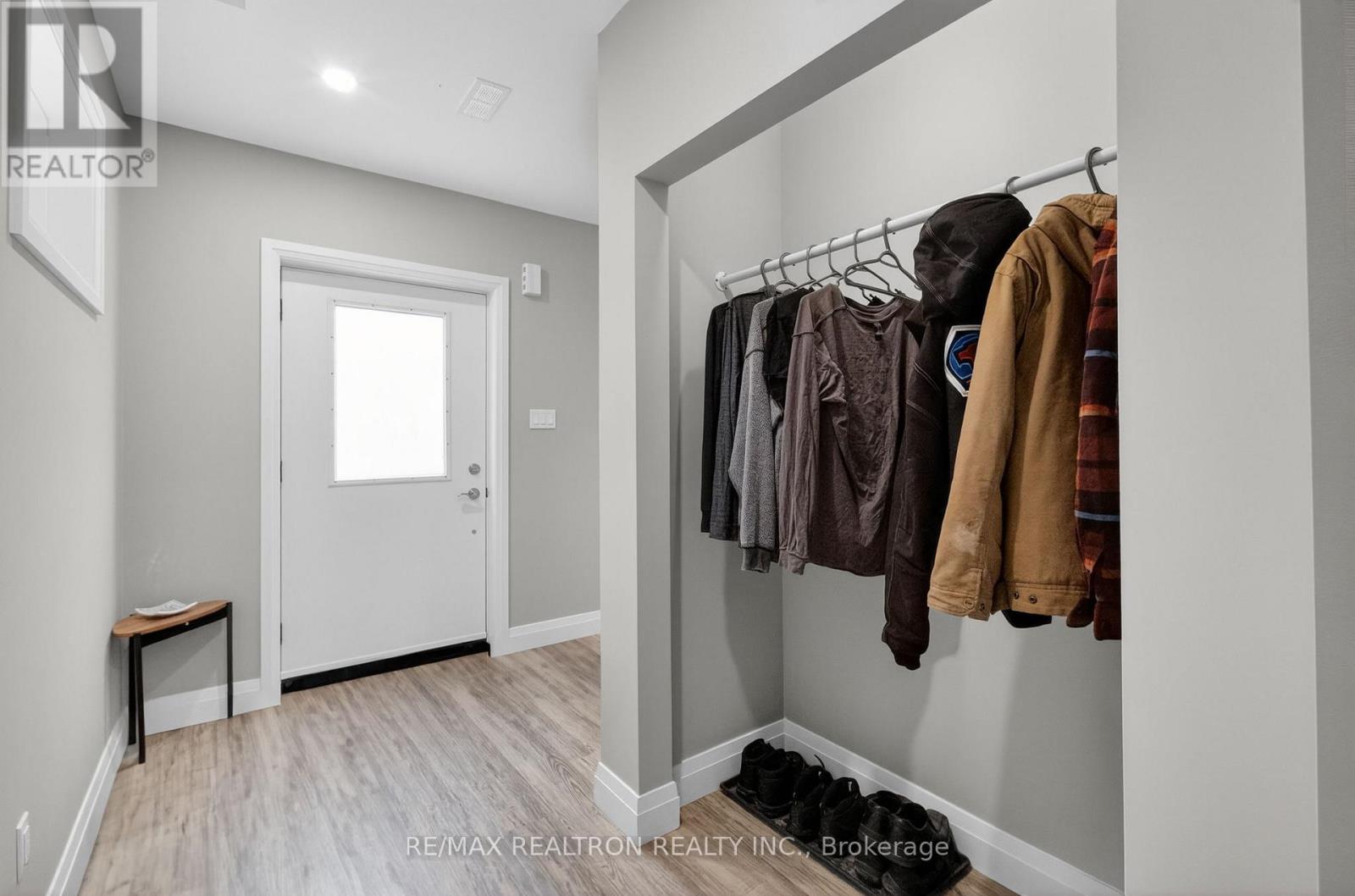 80 Gardiner Drive, Bradford West Gwillimbury, Ontario  L3Z 3G2 - Photo 33 - N12763274