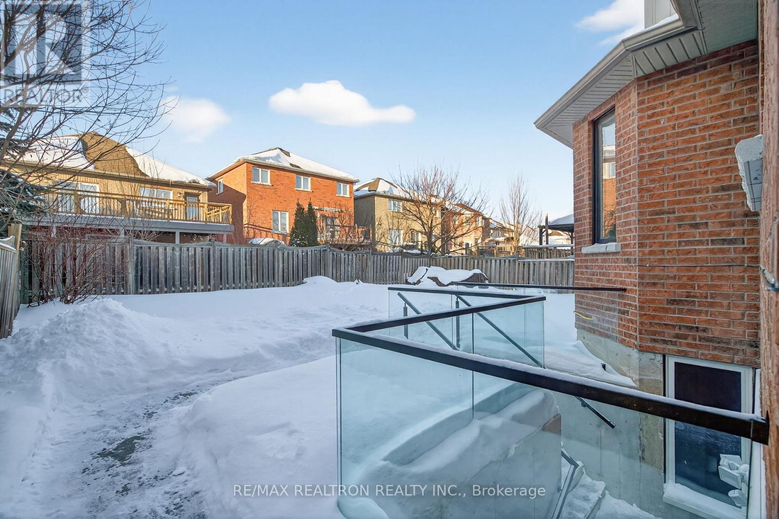 80 Gardiner Drive, Bradford West Gwillimbury, Ontario  L3Z 3G2 - Photo 35 - N12763274