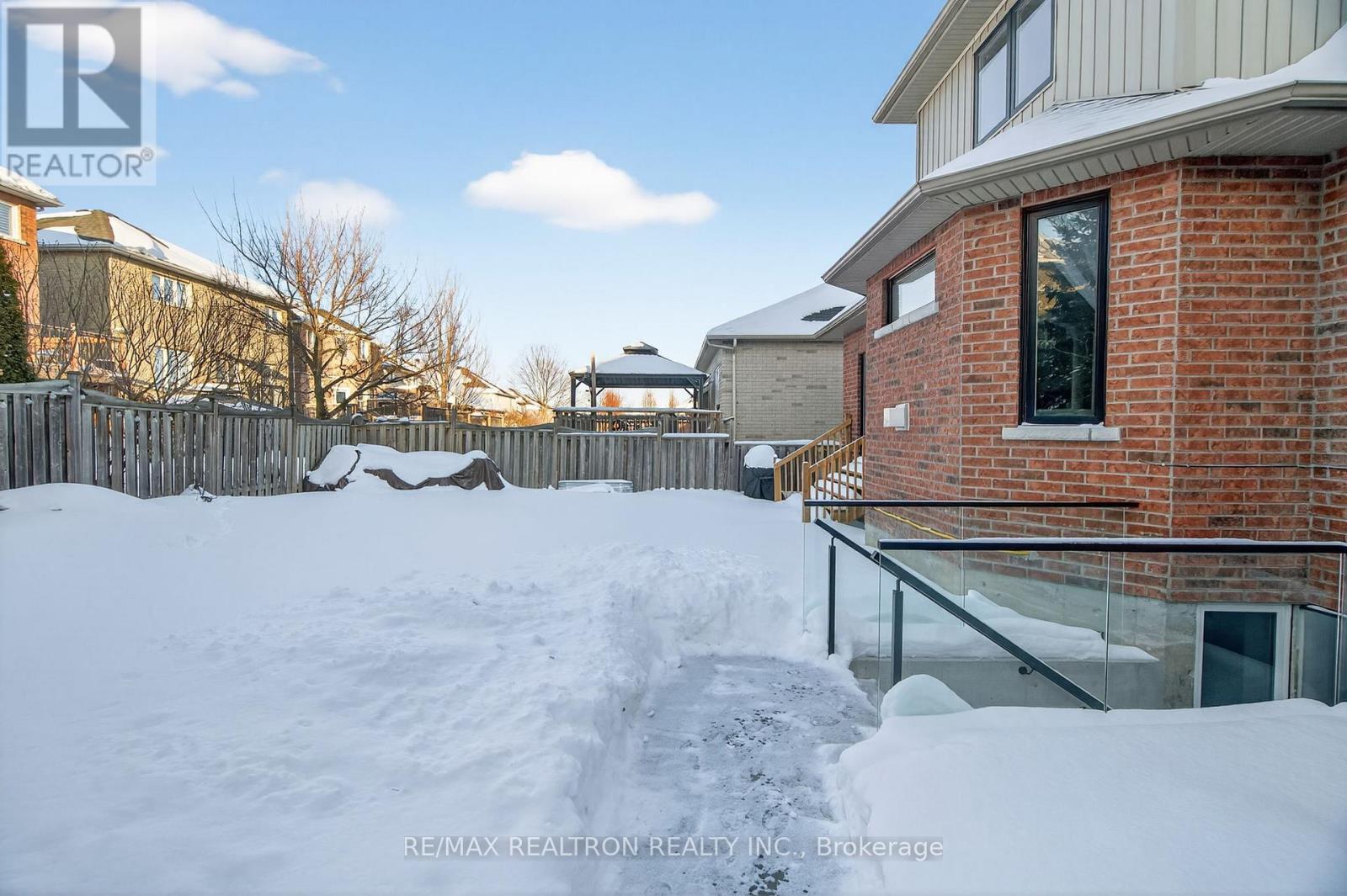 80 Gardiner Drive, Bradford West Gwillimbury, Ontario  L3Z 3G2 - Photo 36 - N12763274