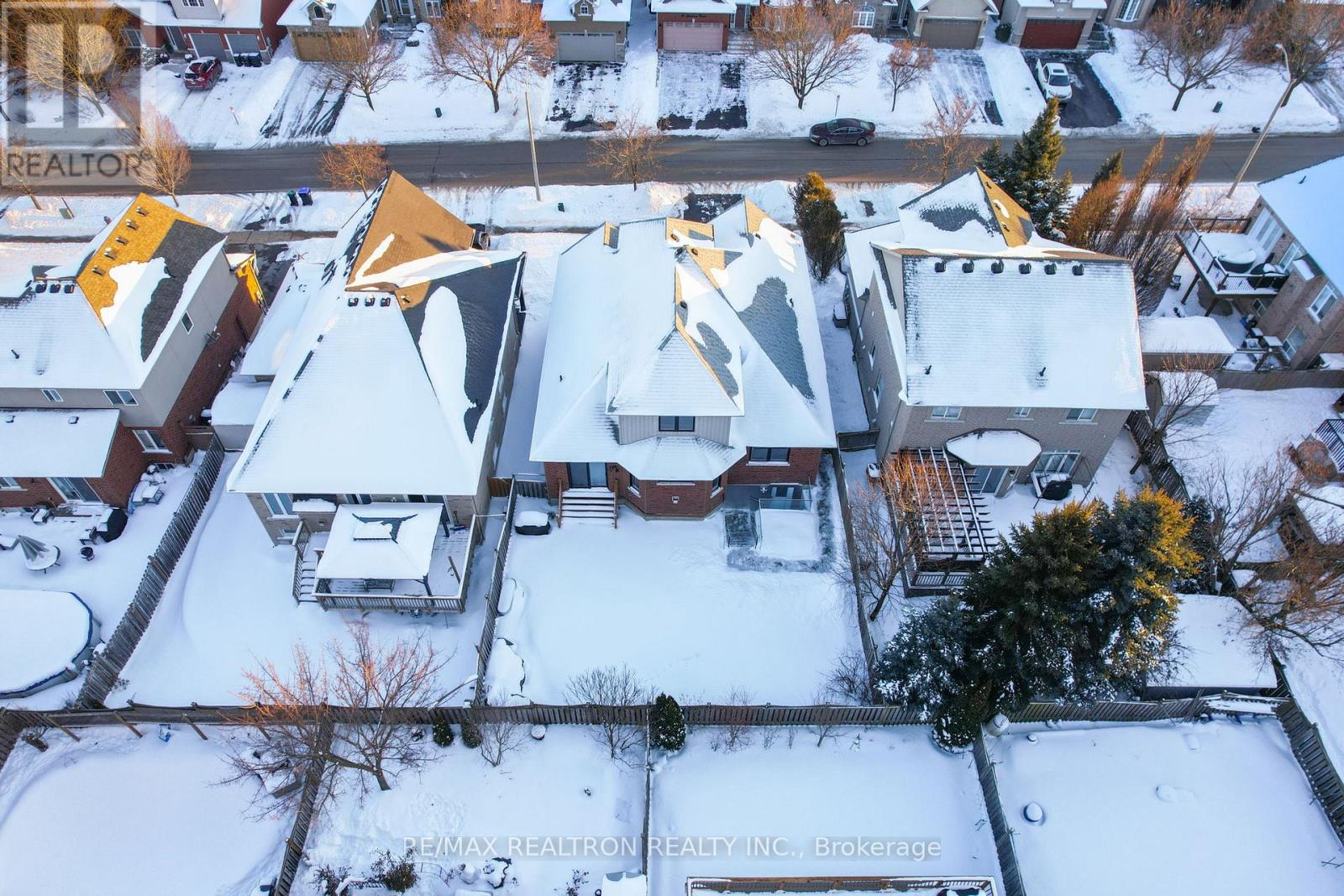 80 Gardiner Drive, Bradford West Gwillimbury, Ontario  L3Z 3G2 - Photo 41 - N12763274