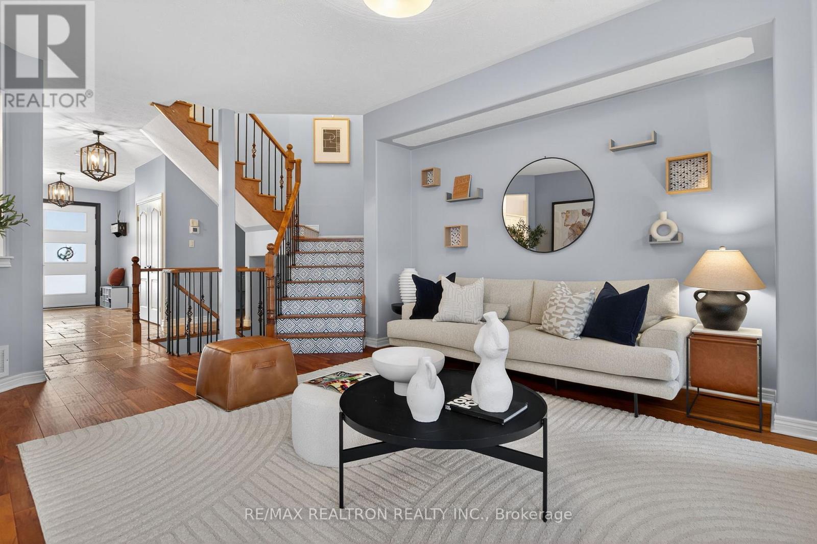 80 Gardiner Drive, Bradford West Gwillimbury, Ontario  L3Z 3G2 - Photo 6 - N12763274