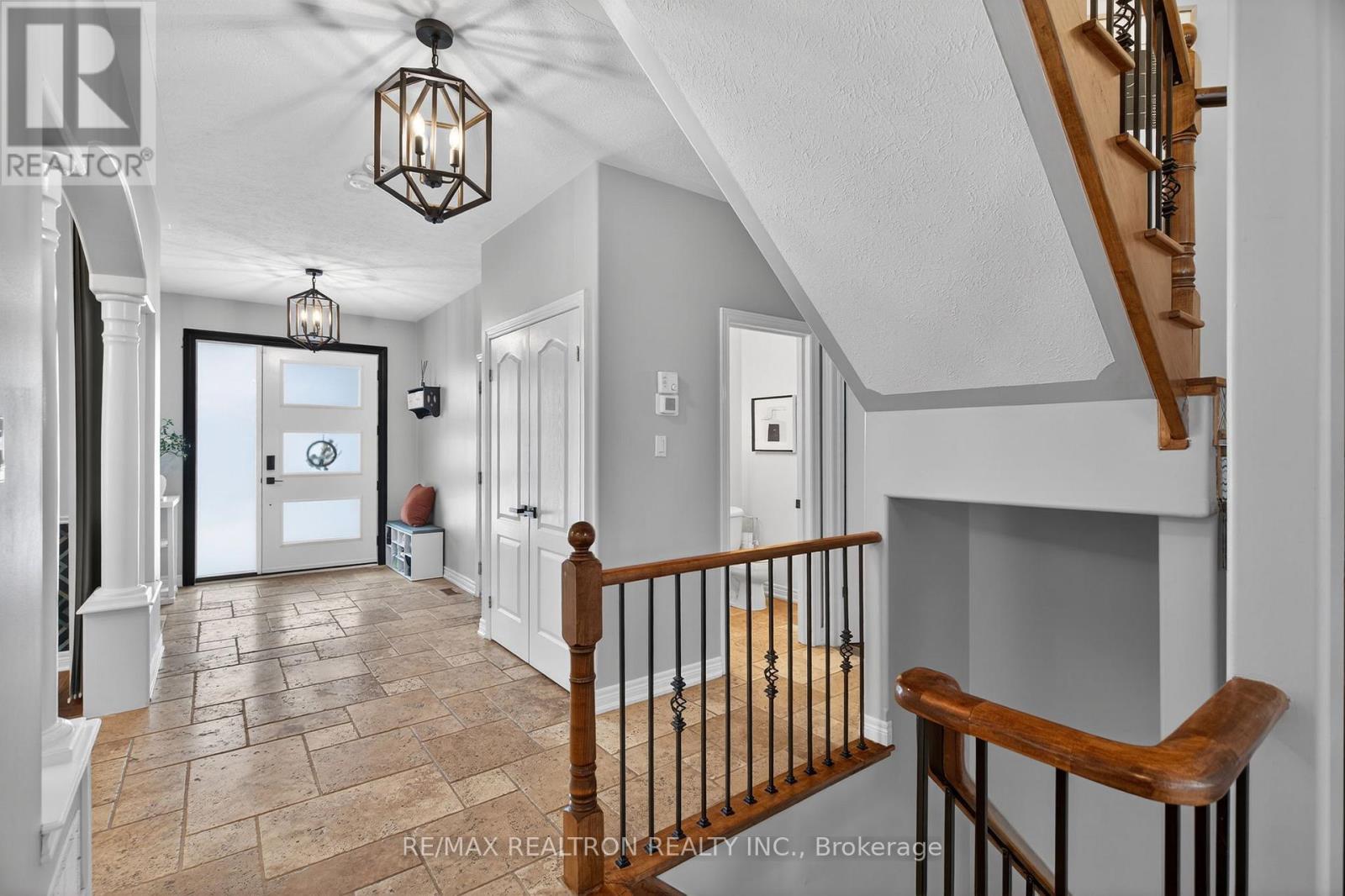 80 Gardiner Drive, Bradford West Gwillimbury, Ontario  L3Z 3G2 - Photo 7 - N12763274