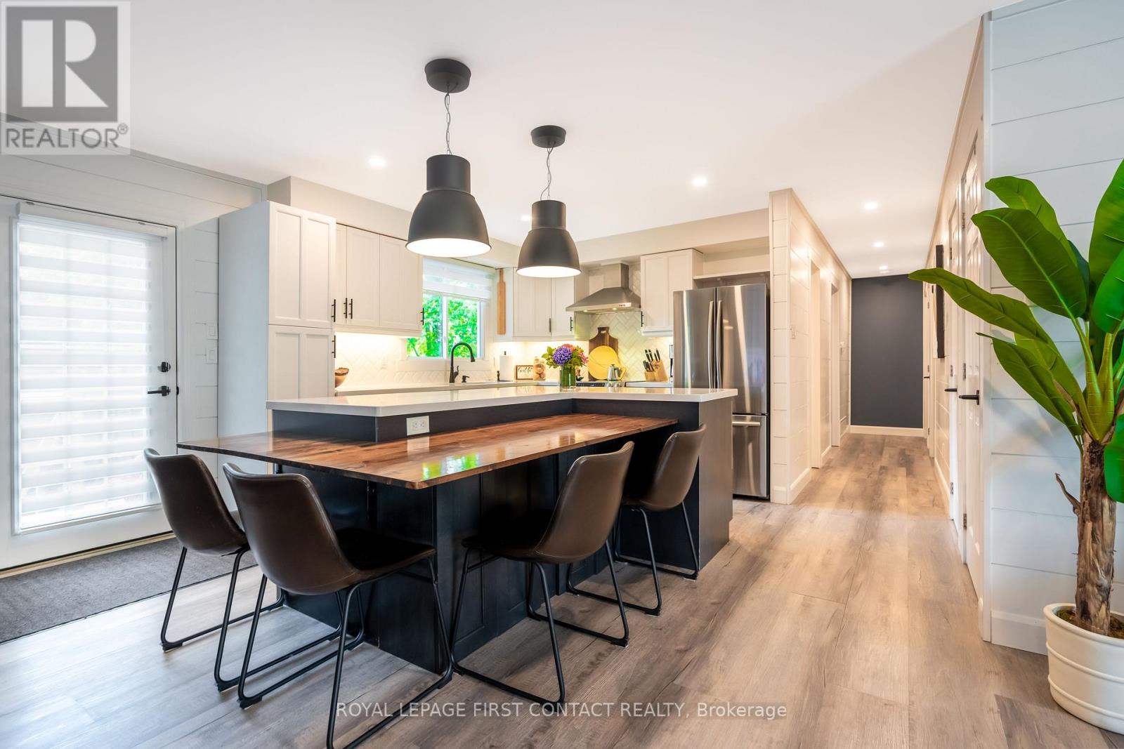 155 Napier Street, Barrie (Codrington), Ontario  L4M 1W7 - Photo 5 - S12763178