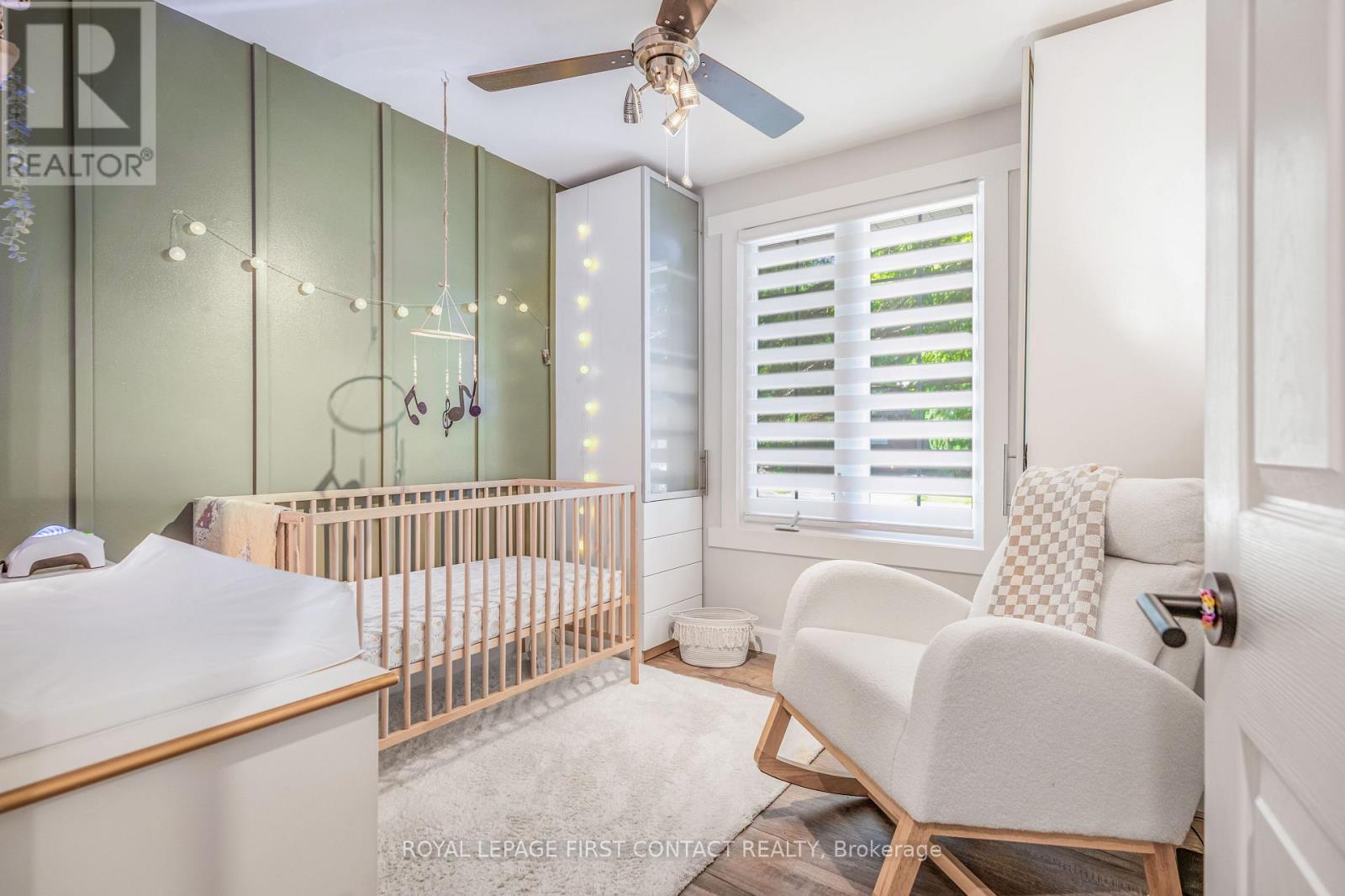 155 Napier Street, Barrie (Codrington), Ontario  L4M 1W7 - Photo 8 - S12763178