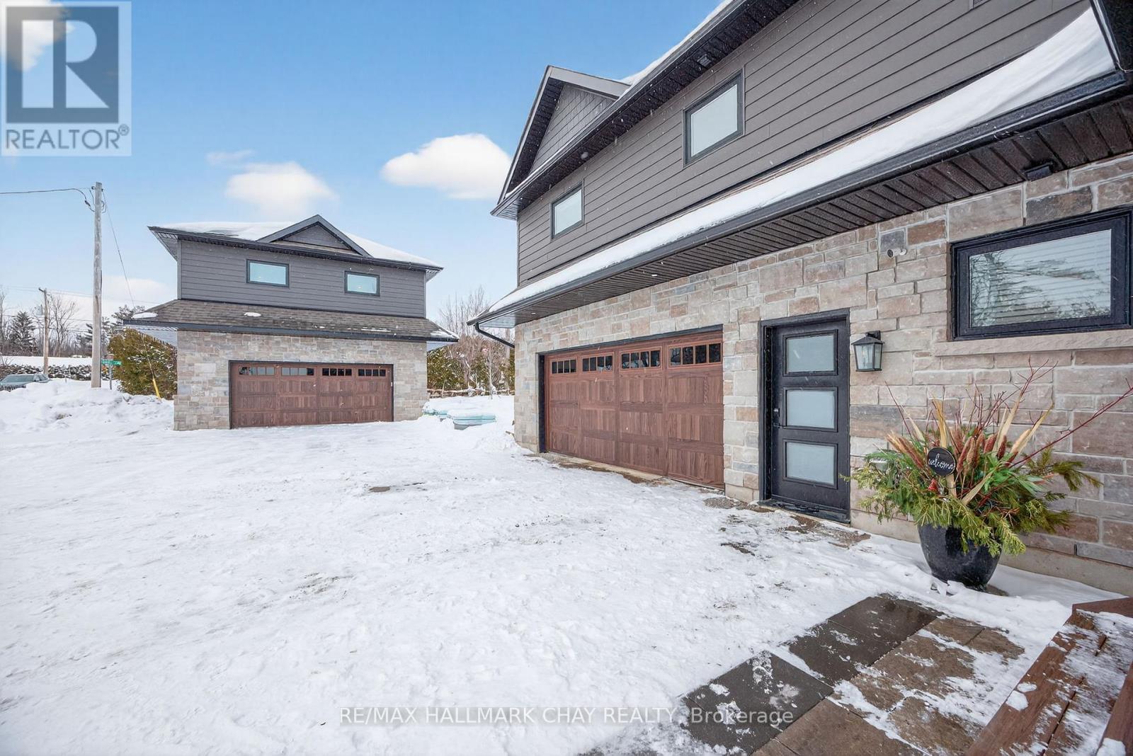 1 Sunnyside Avenue, Oro-Medonte, Ontario  L0L 2E0 - Photo 47 - S12763190