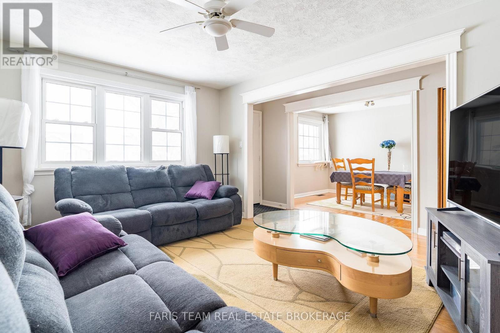 18 Newton Street, Barrie (Wellington), Ontario  L4M 3N3 - Photo 14 - S12763228