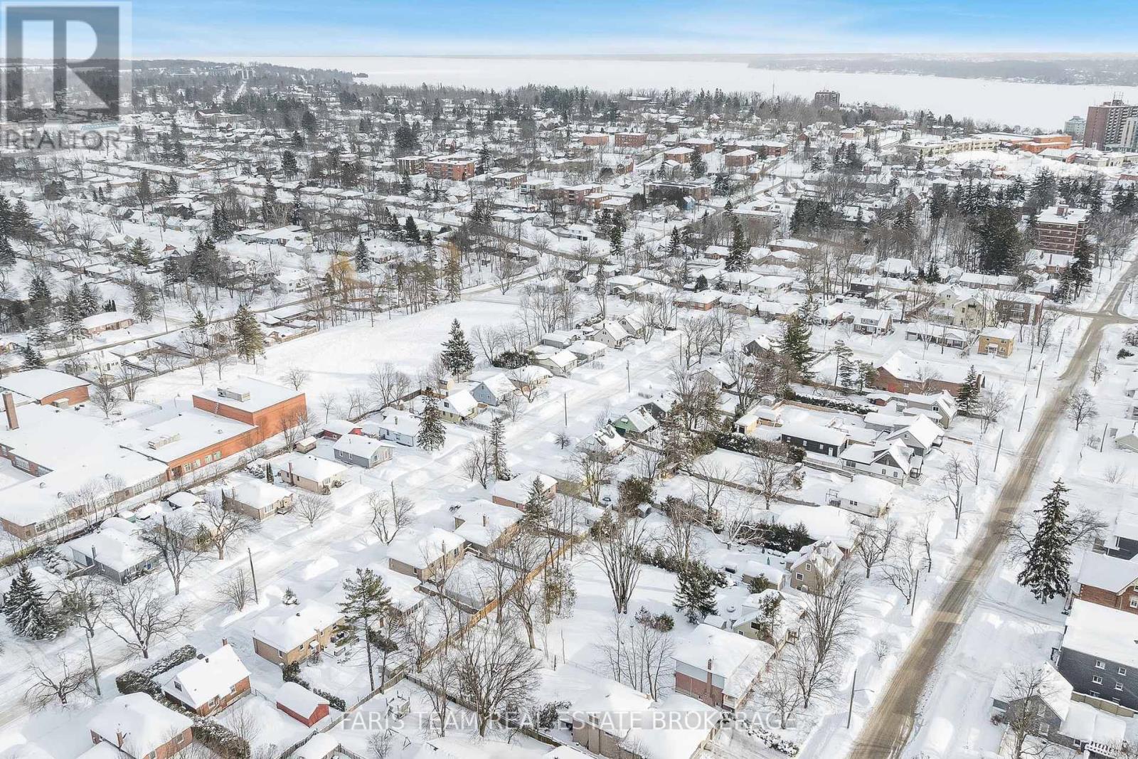 18 Newton Street, Barrie (Wellington), Ontario  L4M 3N3 - Photo 46 - S12763228