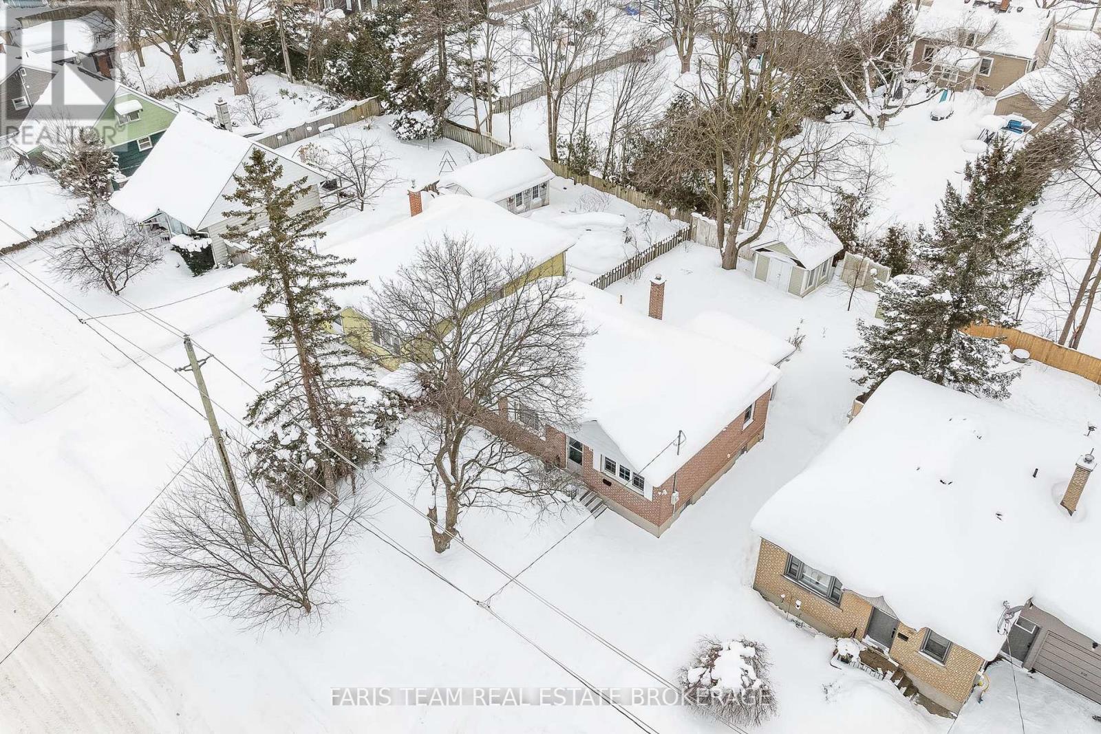 18 Newton Street, Barrie (Wellington), Ontario  L4M 3N3 - Photo 47 - S12763228