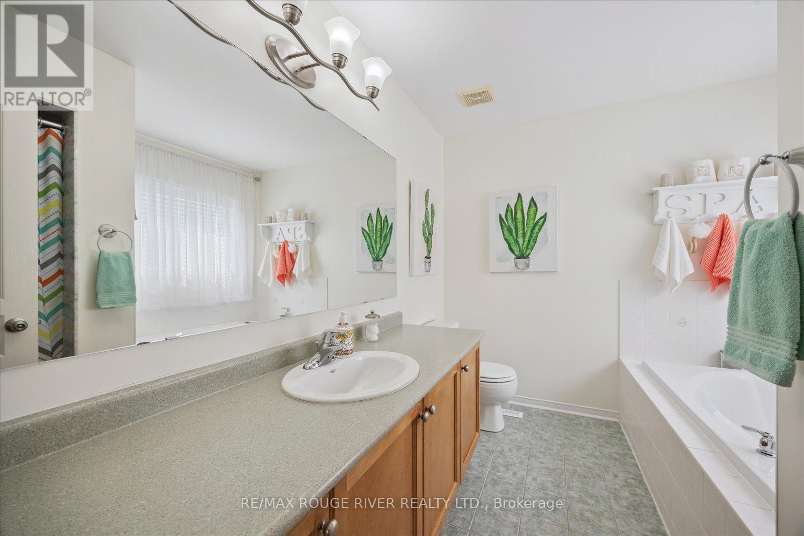 81 Vanguard Drive, Whitby, Ontario  L1M 2P1 - Photo 18 - E12761386