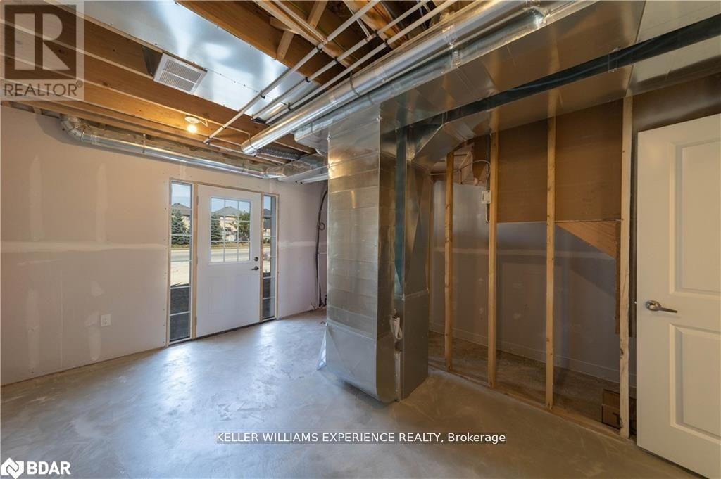 47 Pumpkin Corner Crescent, Barrie, Ontario  L9J 0T7 - Photo 9 - S12755438