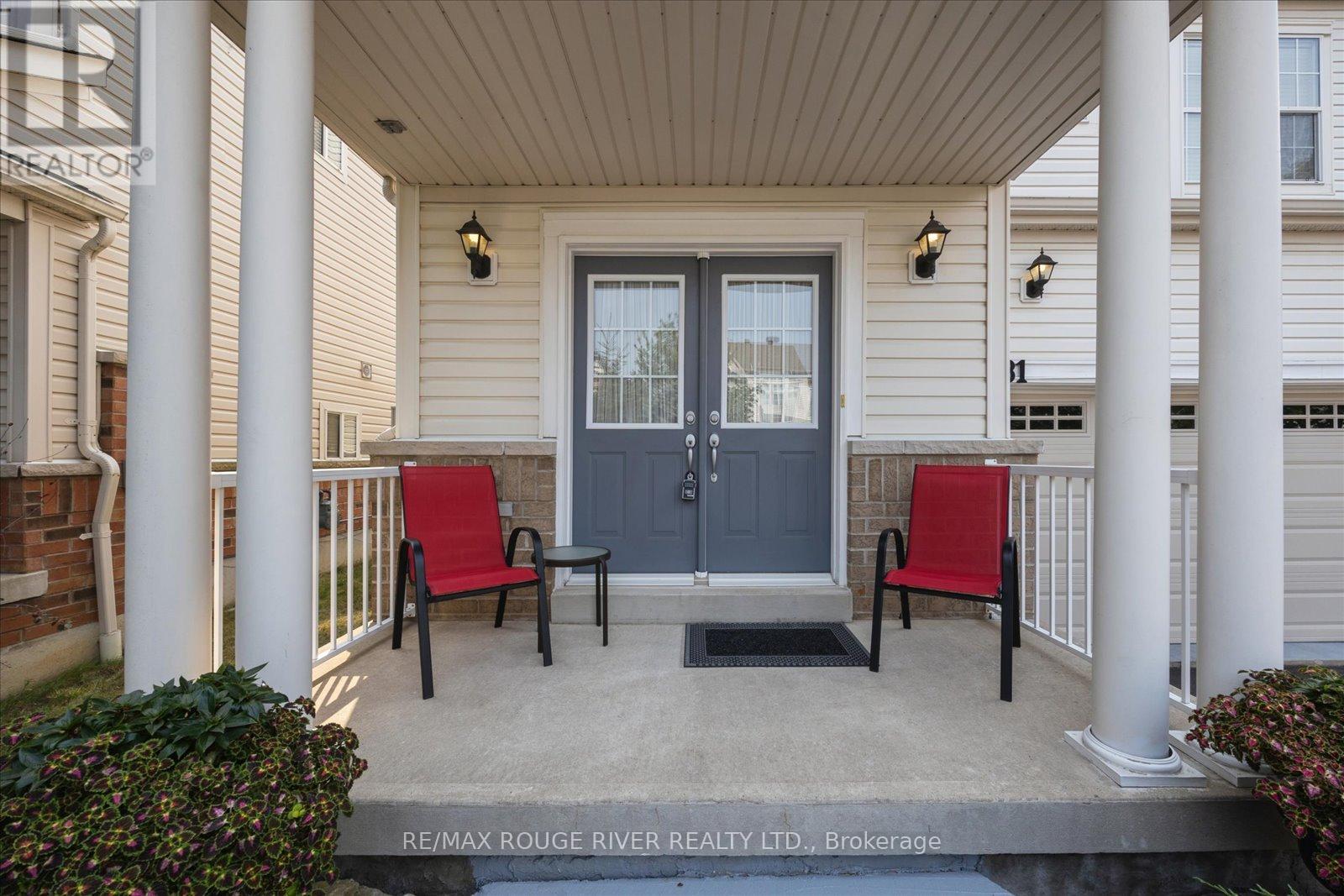 81 Vanguard Drive, Whitby, Ontario  L1M 2P1 - Photo 2 - E12761386