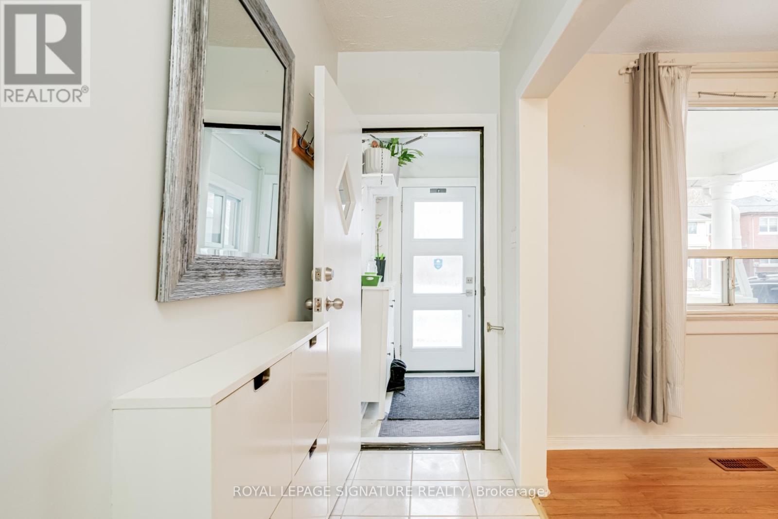 493 Jane Street, Toronto, Ontario  M6S 4A1 - Photo 2 - W12698308