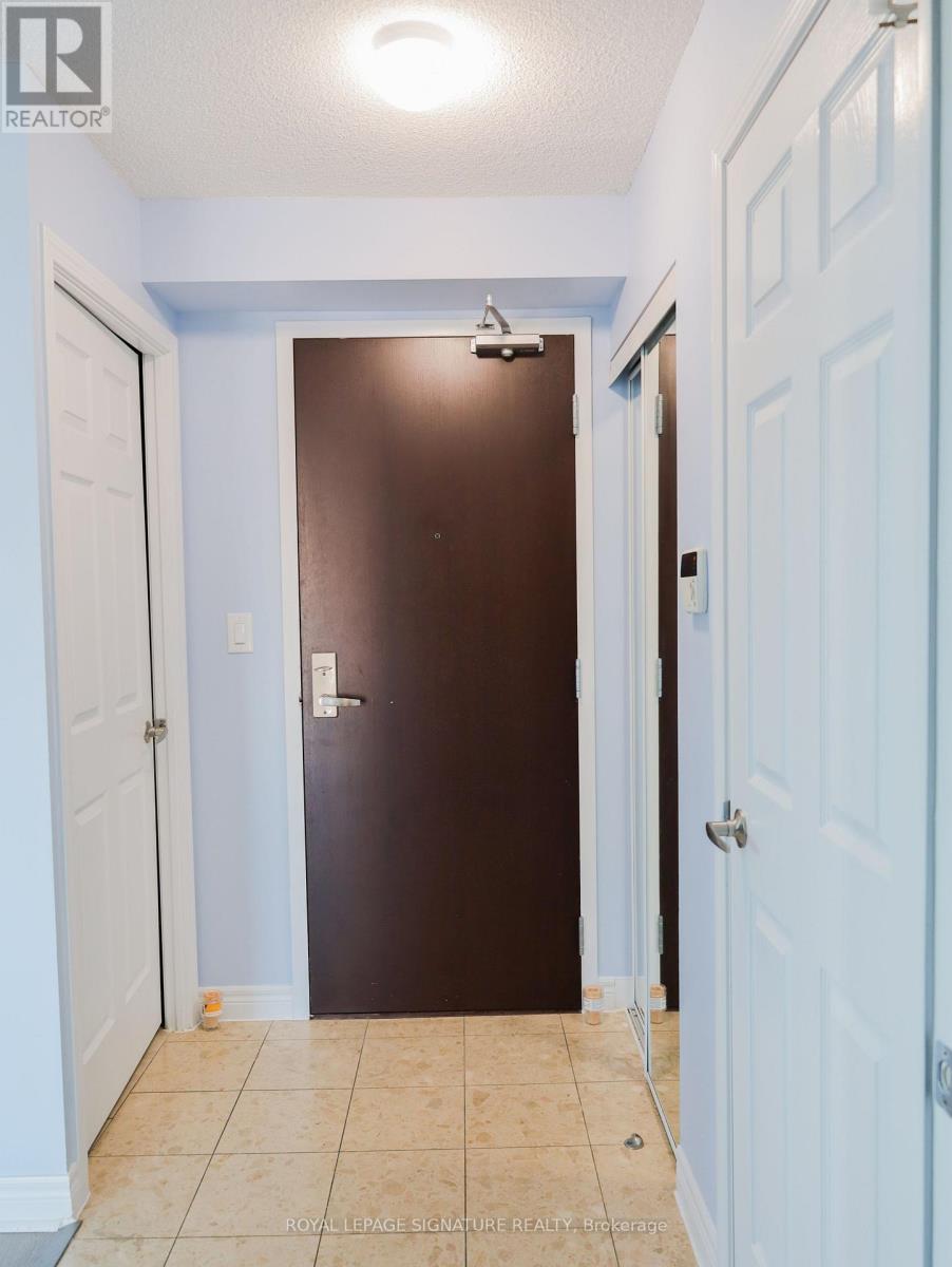 1708 - 208 Enfield Place, Mississauga, Ontario  L5B 0G8 - Photo 6 - W12755528