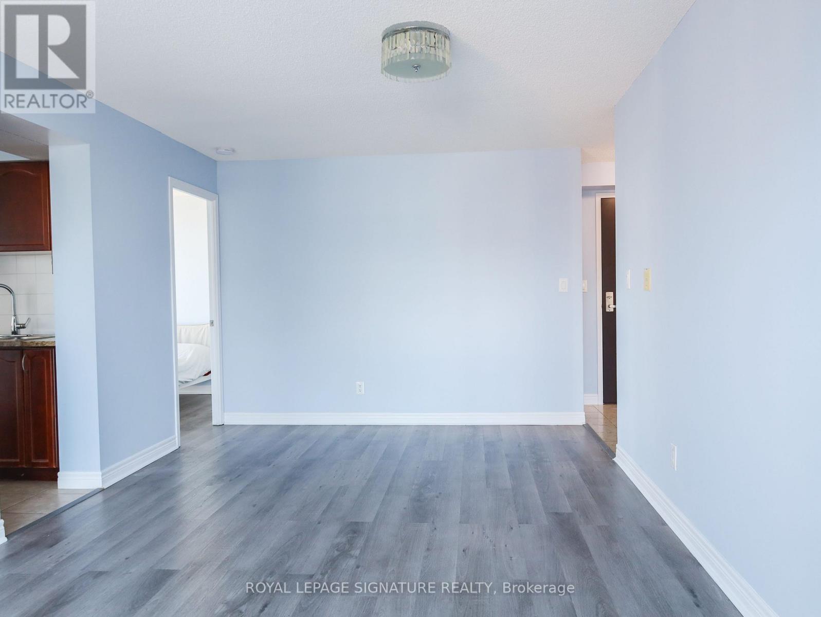 1708 - 208 Enfield Place, Mississauga, Ontario  L5B 0G8 - Photo 10 - W12755528