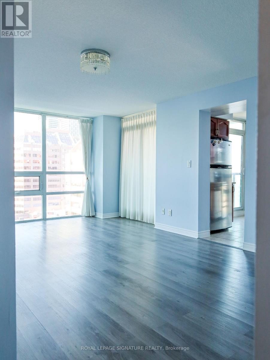 1708 - 208 Enfield Place, Mississauga, Ontario  L5B 0G8 - Photo 11 - W12755528