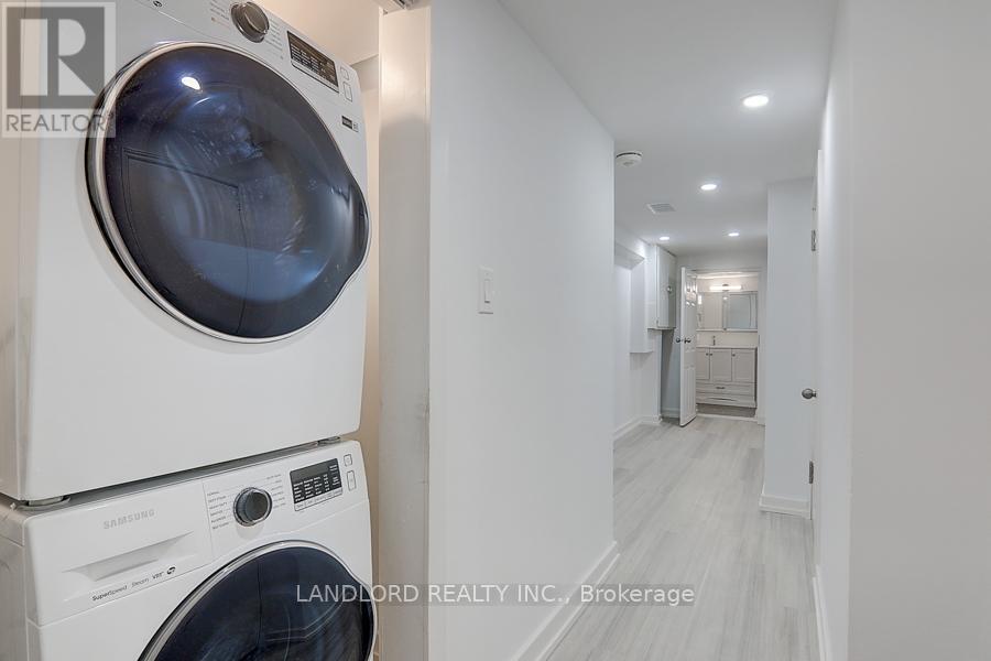 Lower - 56 Bicknell Avenue, Toronto, Ontario  M9M 4G5 - Photo 15 - W12763078