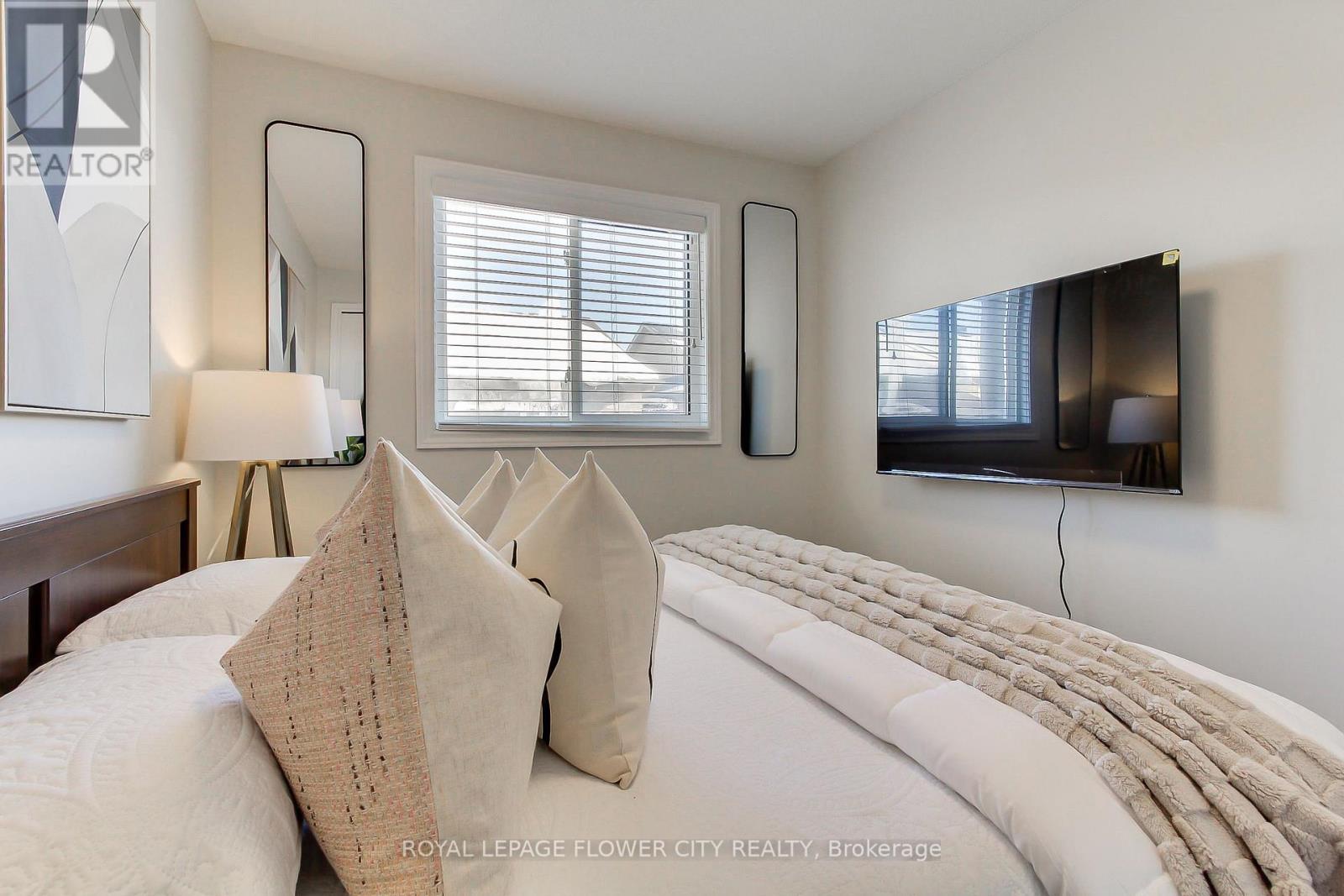 64 - 2280 Baronwood Drive, Oakville, Ontario  L6M 5J8 - Photo 33 - W12763090